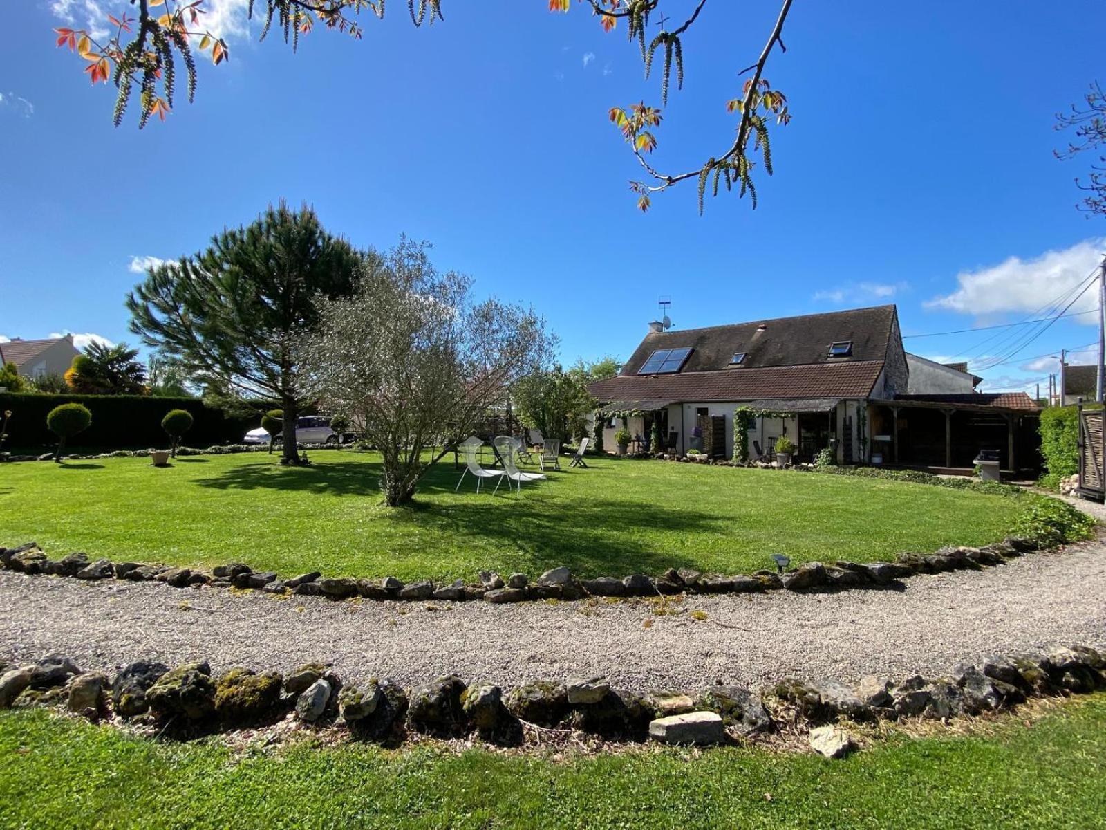 Gite Et Studios Les Barongeres Farges-les-Chalon Luaran gambar