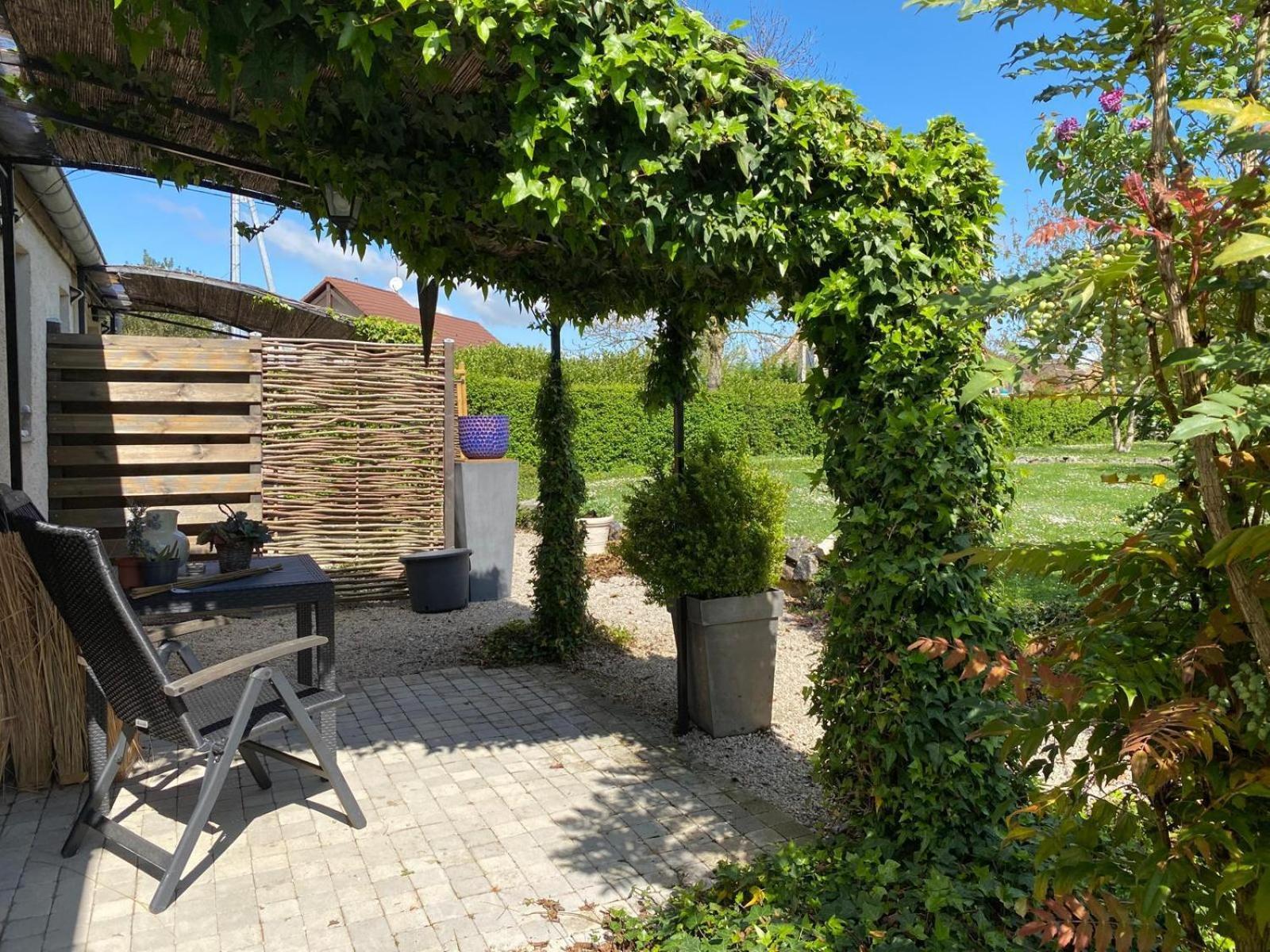 Gite Et Studios Les Barongeres Farges-les-Chalon Luaran gambar