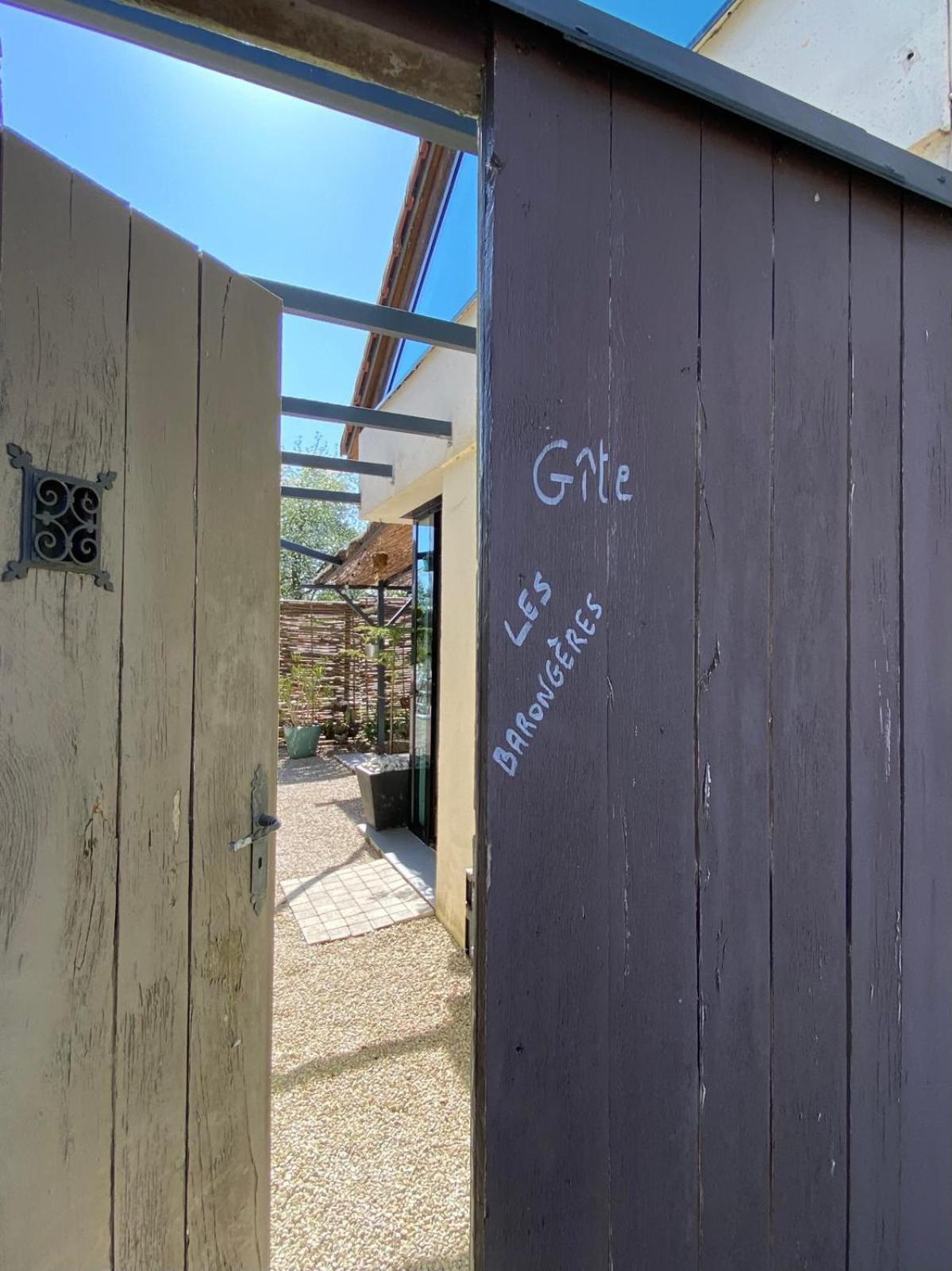 Gite Et Studios Les Barongeres Farges-les-Chalon Luaran gambar